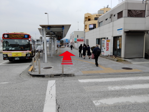 拝島駅前ロータリー